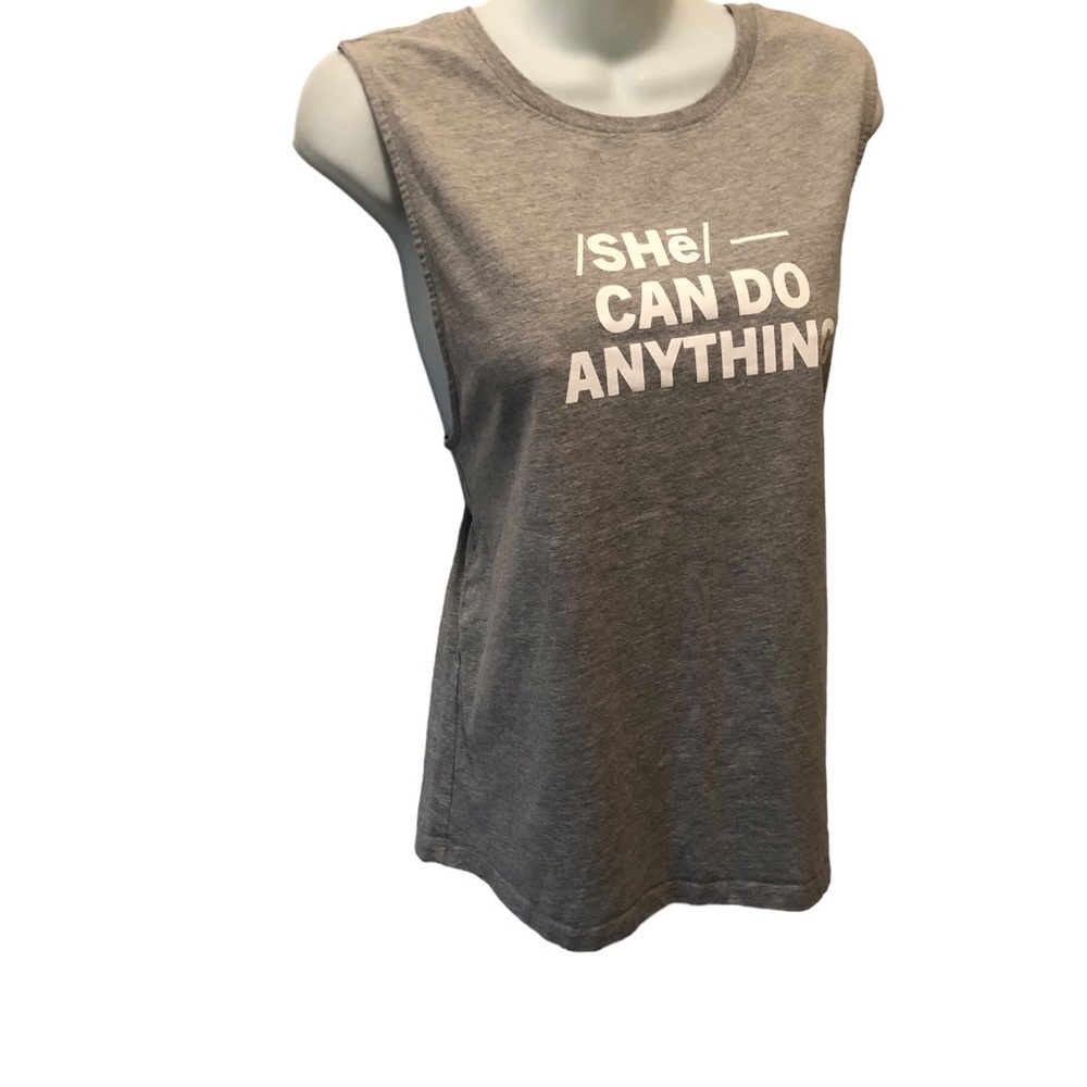 Fabletics Soft Gray Tank SHe CAN DO ANYTHING Graphics TeeSz. M Girl Power